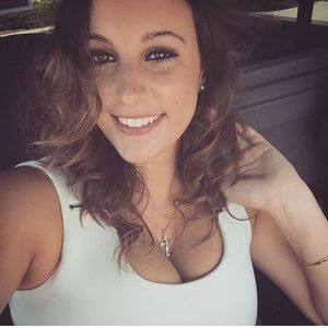 Meet your Posher, Becki